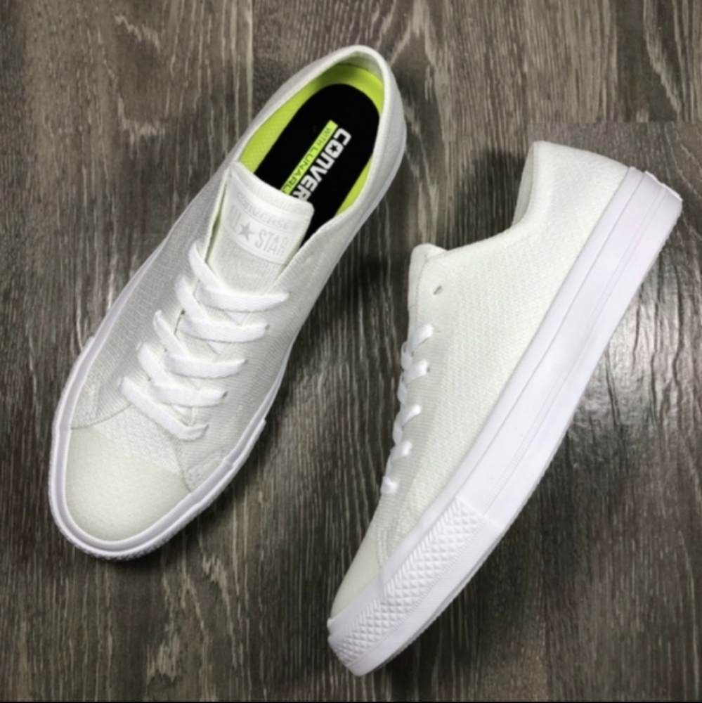 NWT Converse Chuck II 'Triple White' Nike Flyknit